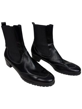 Ferragamo Black Leather Lugged Chelsea Boots